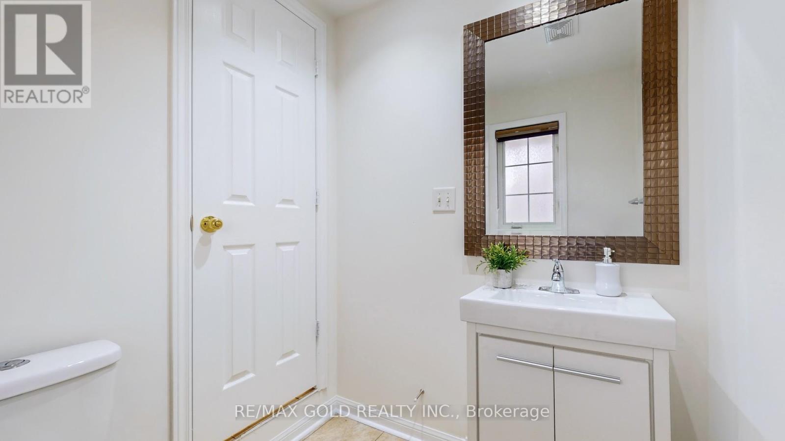 7 Chudleigh Avenue, Brampton (Credit Valley), Ontario  L6X 0N1 - Photo 15 - W12499090