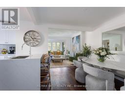 12 BRENTWOOD ROAD S, Toronto, Ontario