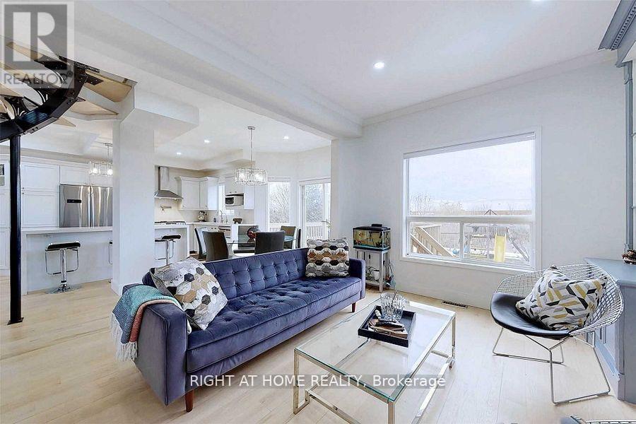 Main - 1269 Gina Street, Innisfil, Ontario  L9S 1T1 - Photo 13 - N12499854