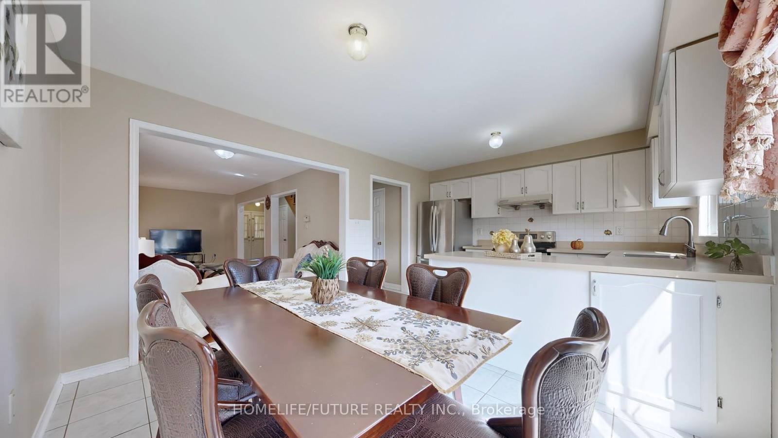 19 Charles Brown Road, Markham, Ontario  L3S 4T3 - Photo 15 - N12499874