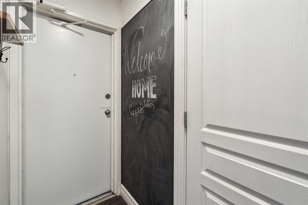 113, 34 Glamis Green Sw, Calgary, Alberta  T3E 6V1 - Photo 21 - A2239168