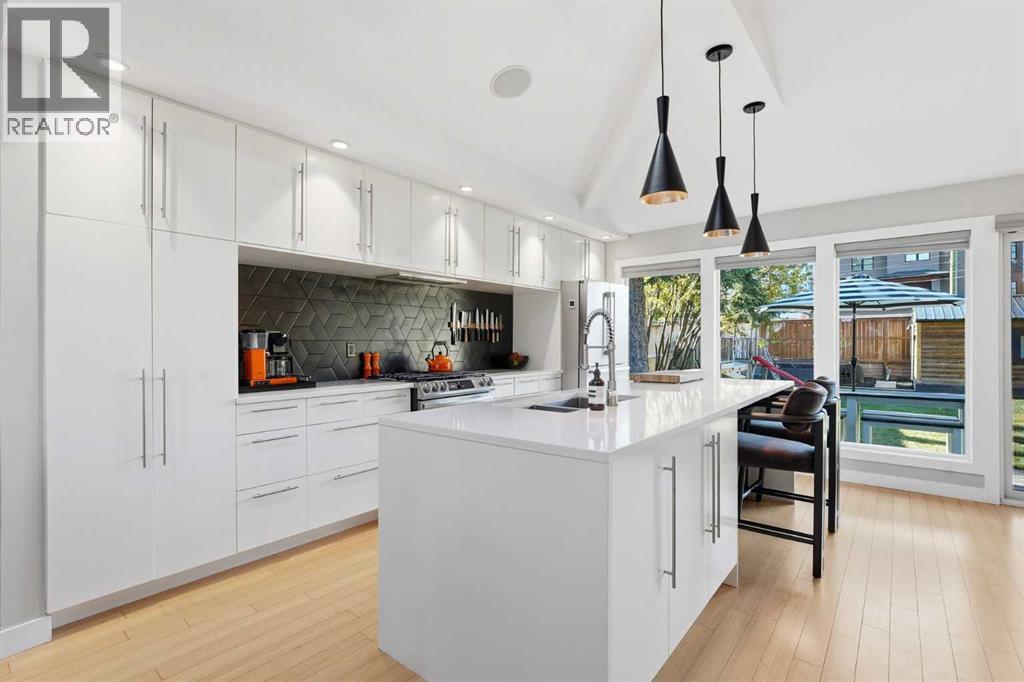 3803 16a Street Sw, Calgary, Alberta  T2T 4K7 - Photo 7 - A2266223