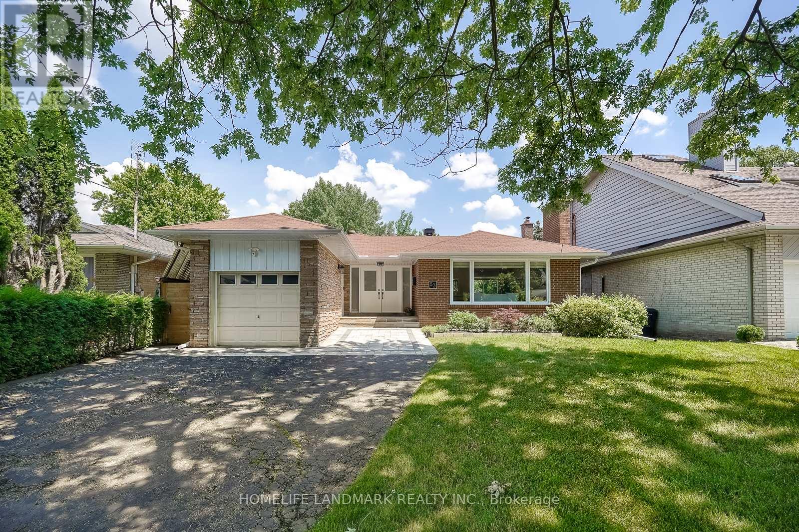 53 Heathview Avenue, Toronto, Ontario  M2K 2C2 - Photo 2 - C12499878