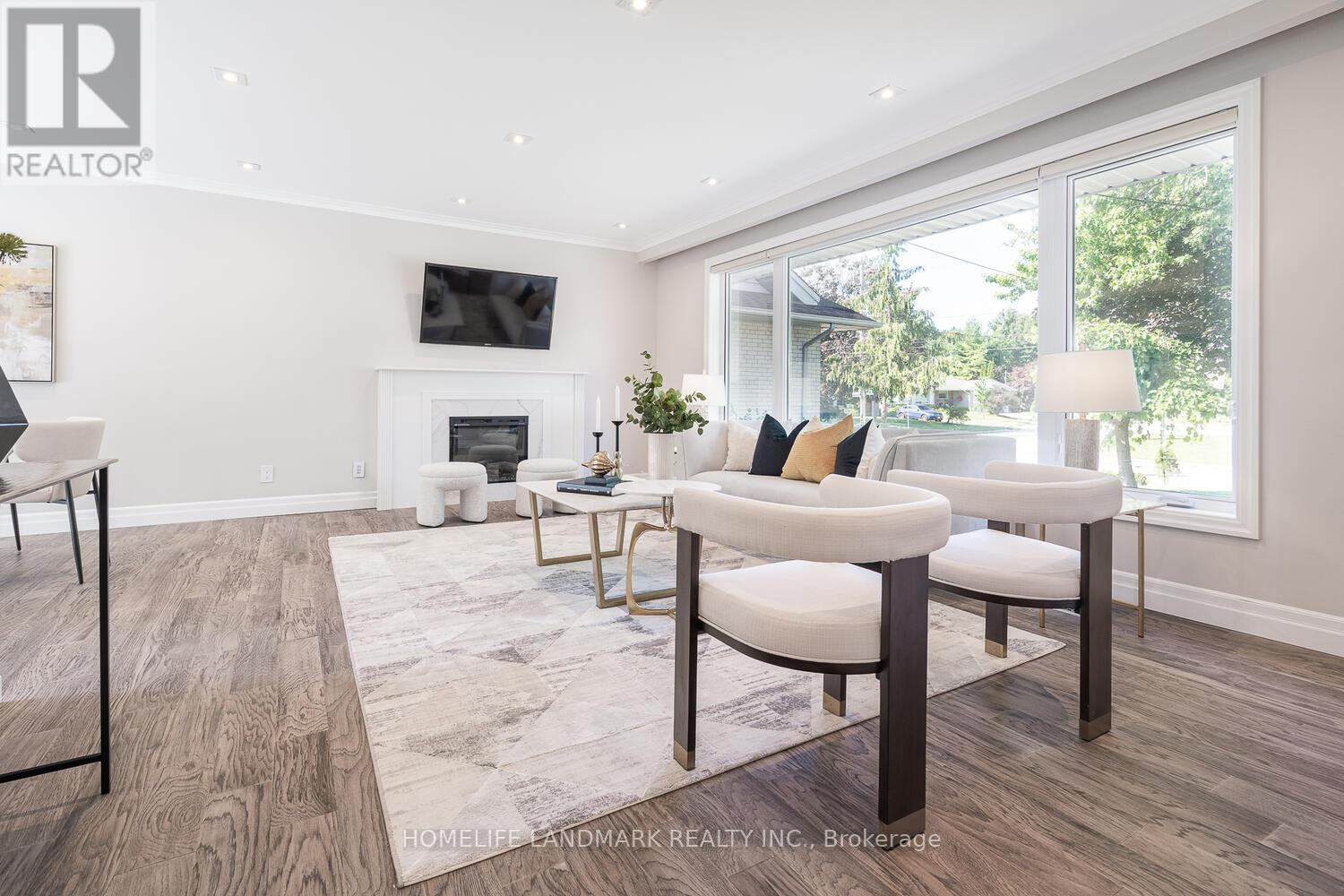 53 Heathview Avenue, Toronto, Ontario  M2K 2C2 - Photo 6 - C12499878