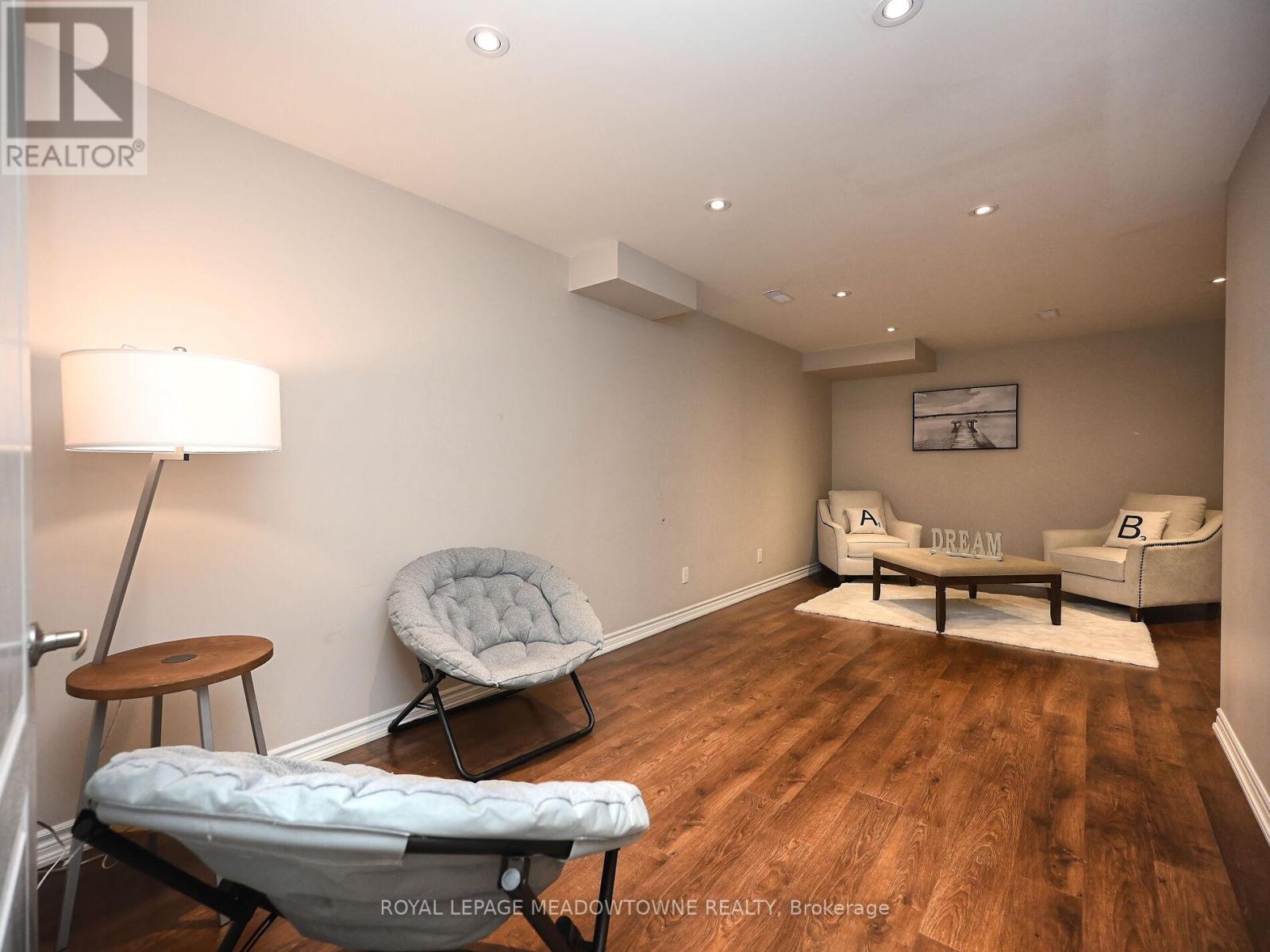 2378 Wasaga Drive, Oakville, Ontario  L6H 0B7 - Photo 43 - W12497386