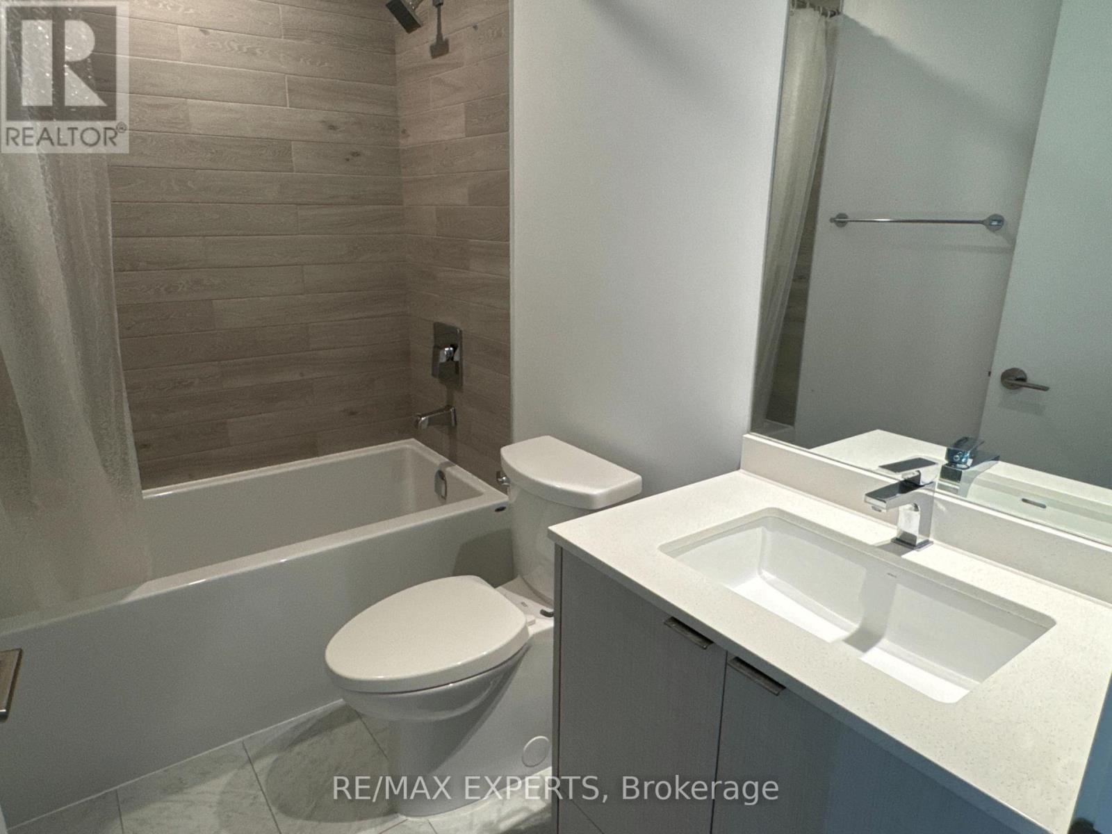 2211 - 1926 Lake Shore Boulevard W, Toronto, Ontario  M6S 1A1 - Photo 30 - W12488198