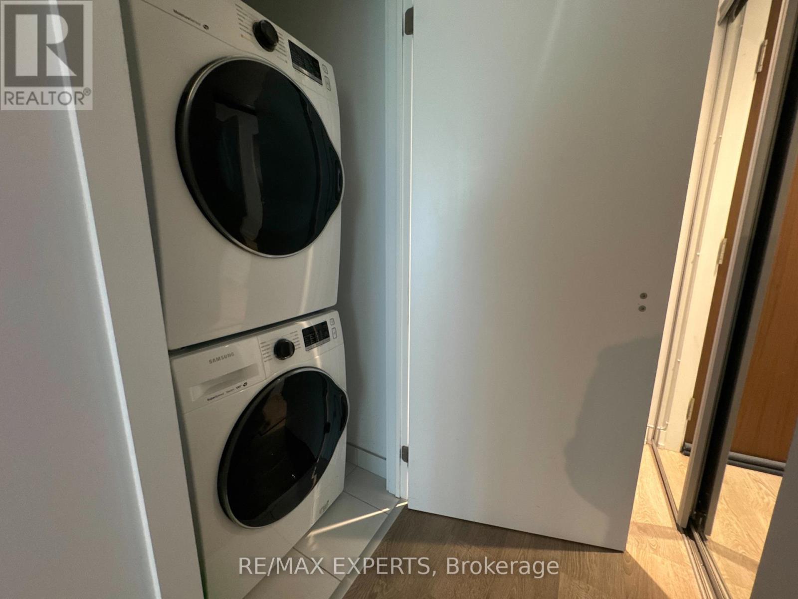 2211 - 1926 Lake Shore Boulevard W, Toronto, Ontario  M6S 1A1 - Photo 38 - W12488198