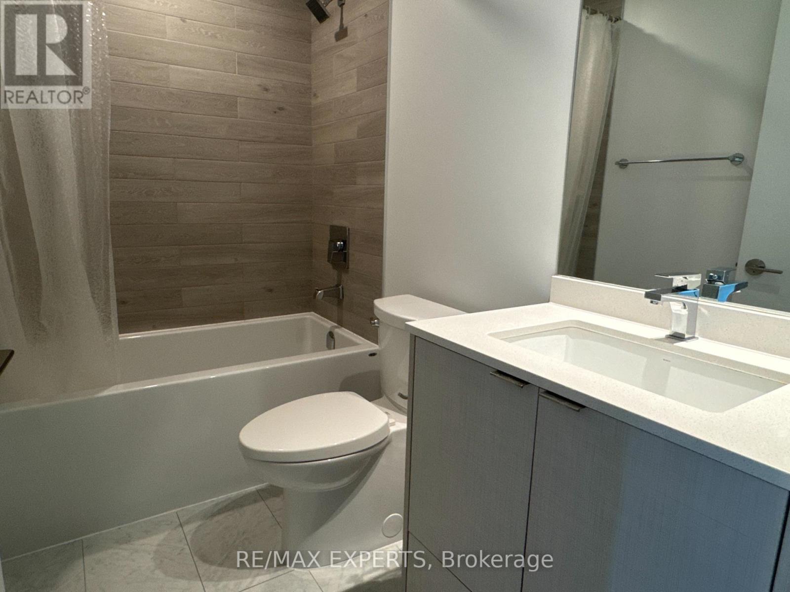 2211 - 1926 Lake Shore Boulevard W, Toronto, Ontario  M6S 1A1 - Photo 31 - W12488198