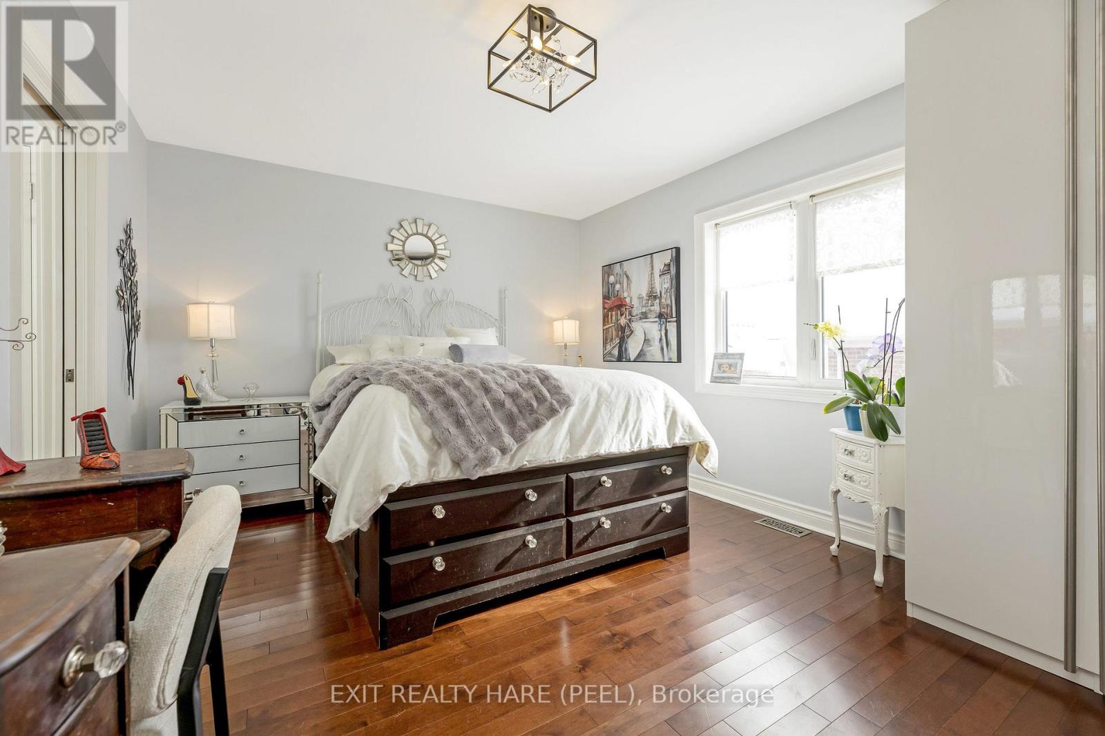 17 Anderson Avenue, Mono, Ontario  L9W 6W6 - Photo 32 - X12460070