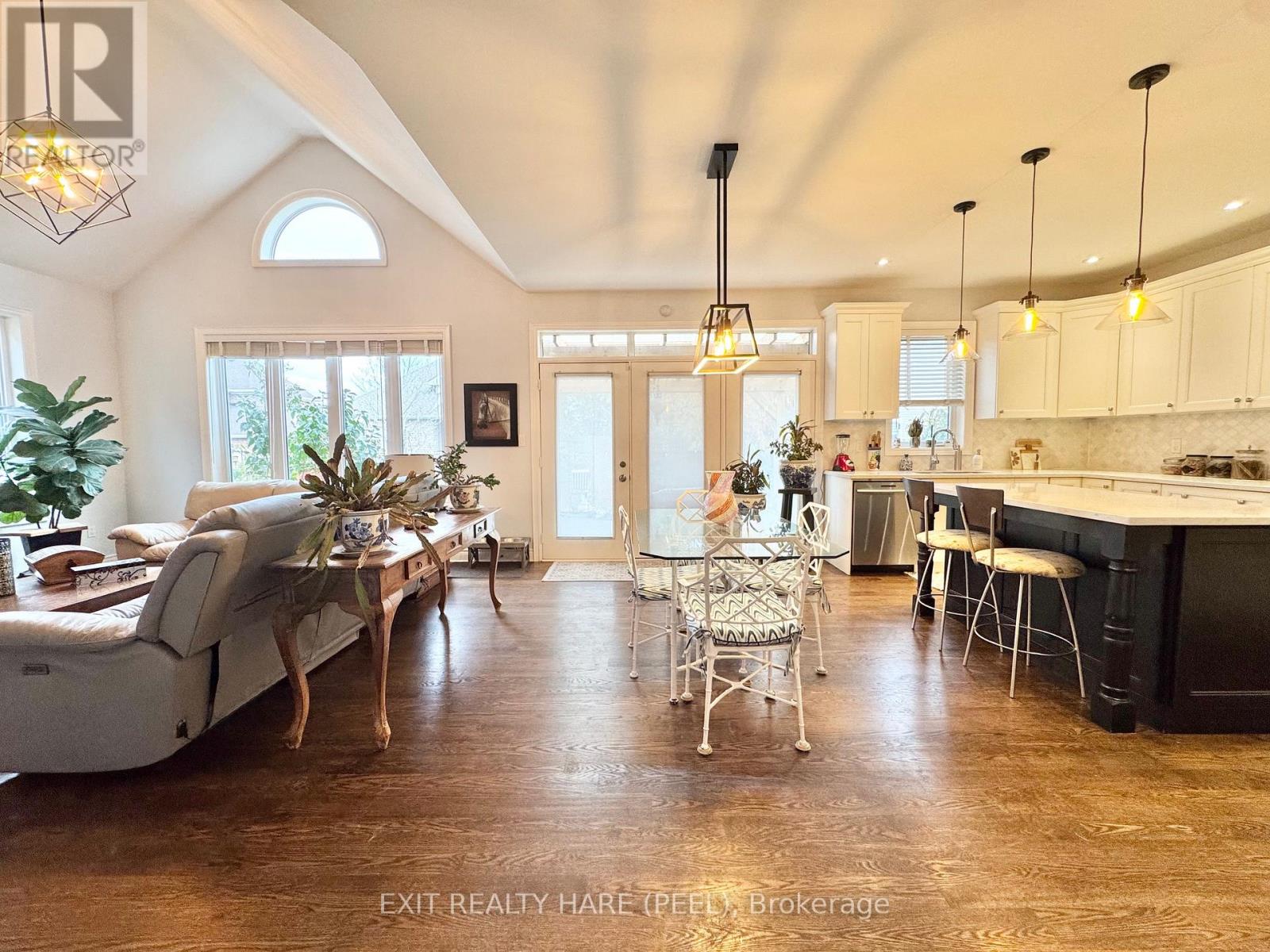 17 Anderson Avenue, Mono, Ontario  L9W 6W6 - Photo 14 - X12460070