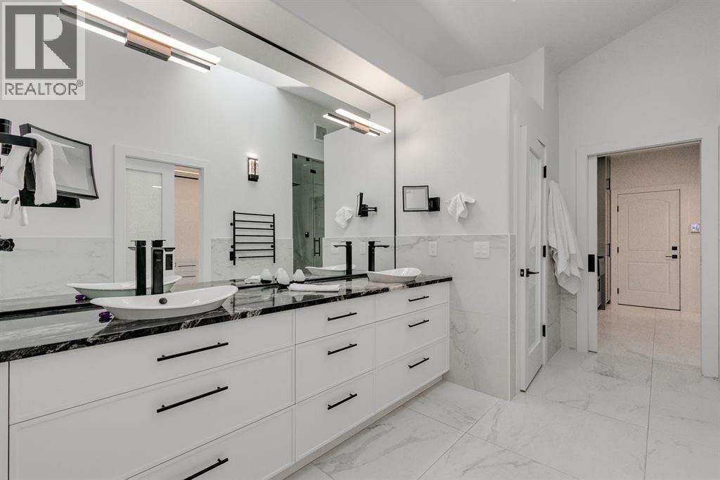 50 Signature Heights Sw, Calgary, Alberta  T3H 3C1 - Photo 33 - A2264415