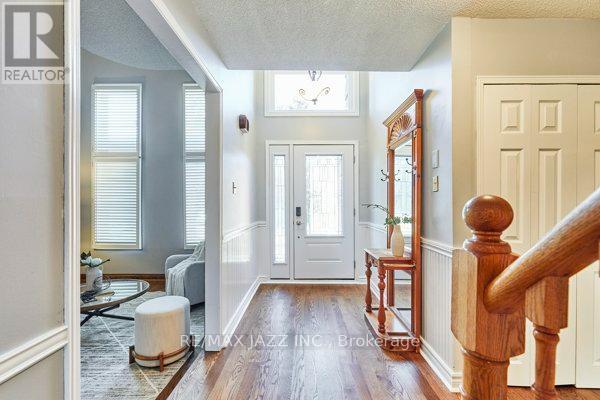 783 Pebble Court, Pickering, Ontario  L1V 3R3 - Photo 3 - E12484539