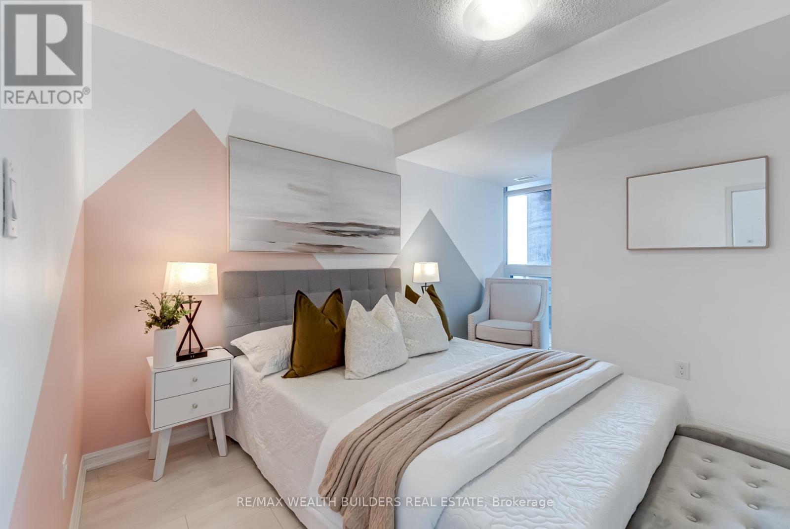 2322 - 400 Adelaide Street E, Toronto (Moss Park), Ontario  M5A 4S3 - Photo 21 - C12499898