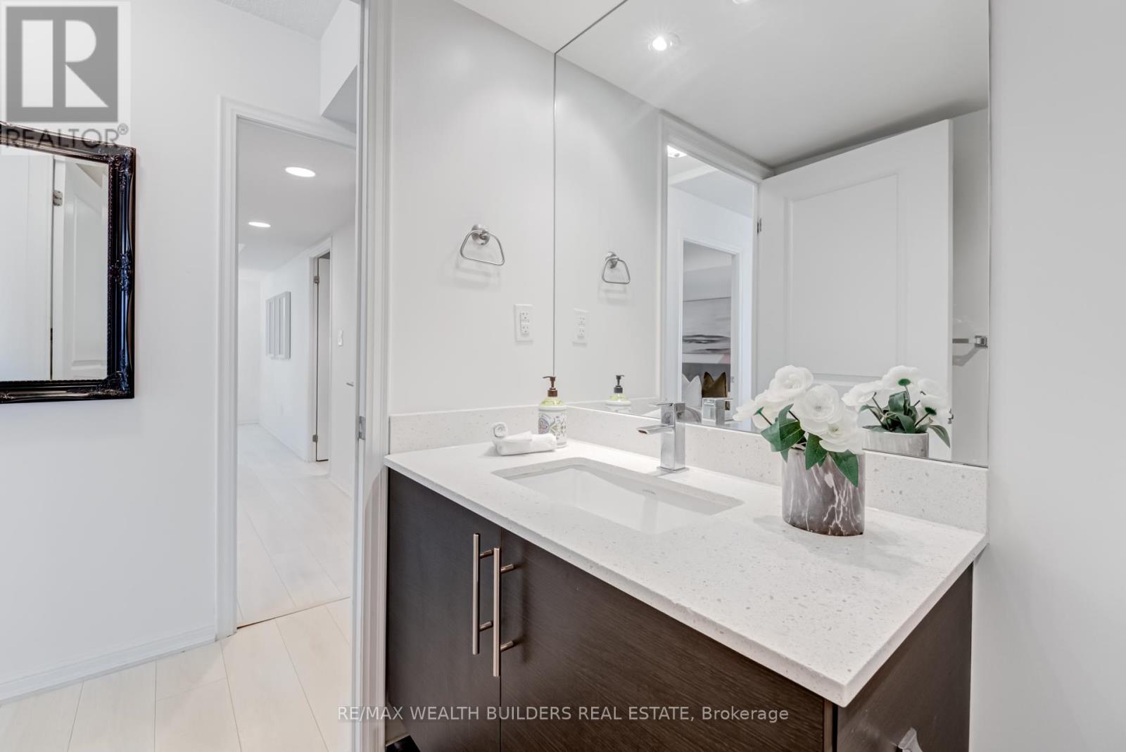 2322 - 400 Adelaide Street E, Toronto (Moss Park), Ontario  M5A 4S3 - Photo 26 - C12499898