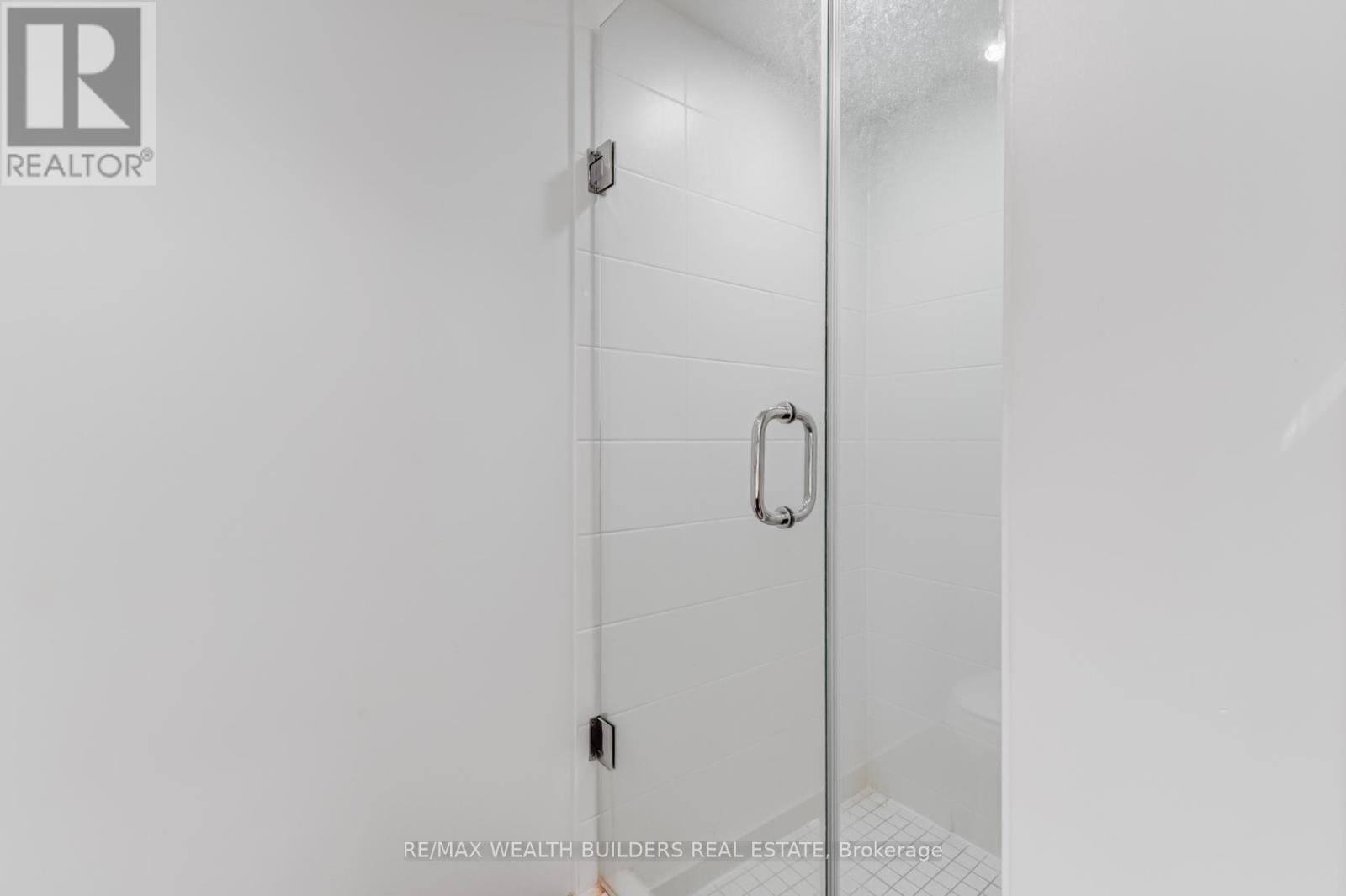 2322 - 400 Adelaide Street E, Toronto (Moss Park), Ontario  M5A 4S3 - Photo 28 - C12499898