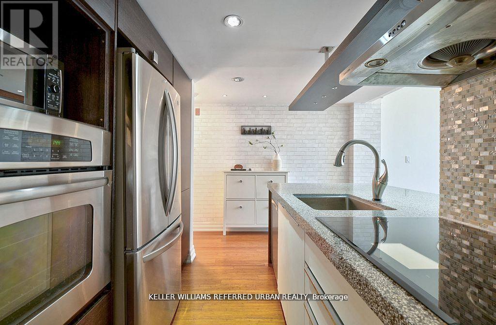 209 - 160 Baldwin Street, Toronto (Kensington-Chinatown), Ontario  M5T 3K7 - Photo 4 - C12499912