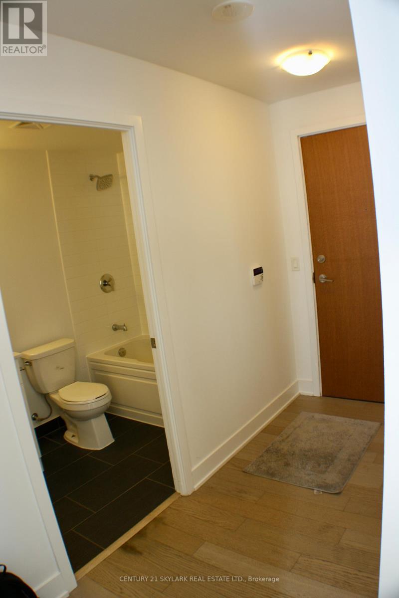 3416 - 30 Shore Breeze Drive, Toronto, Ontario  M8V 0J1 - Photo 3 - C12499924