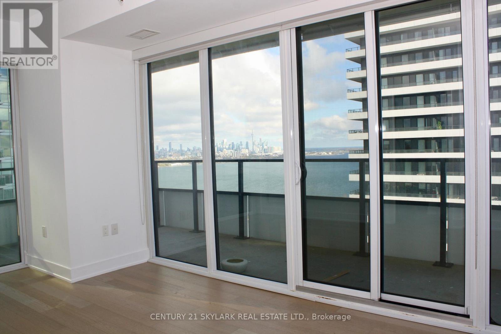 3416 - 30 Shore Breeze Drive, Toronto, Ontario  M8V 0J1 - Photo 5 - C12499924