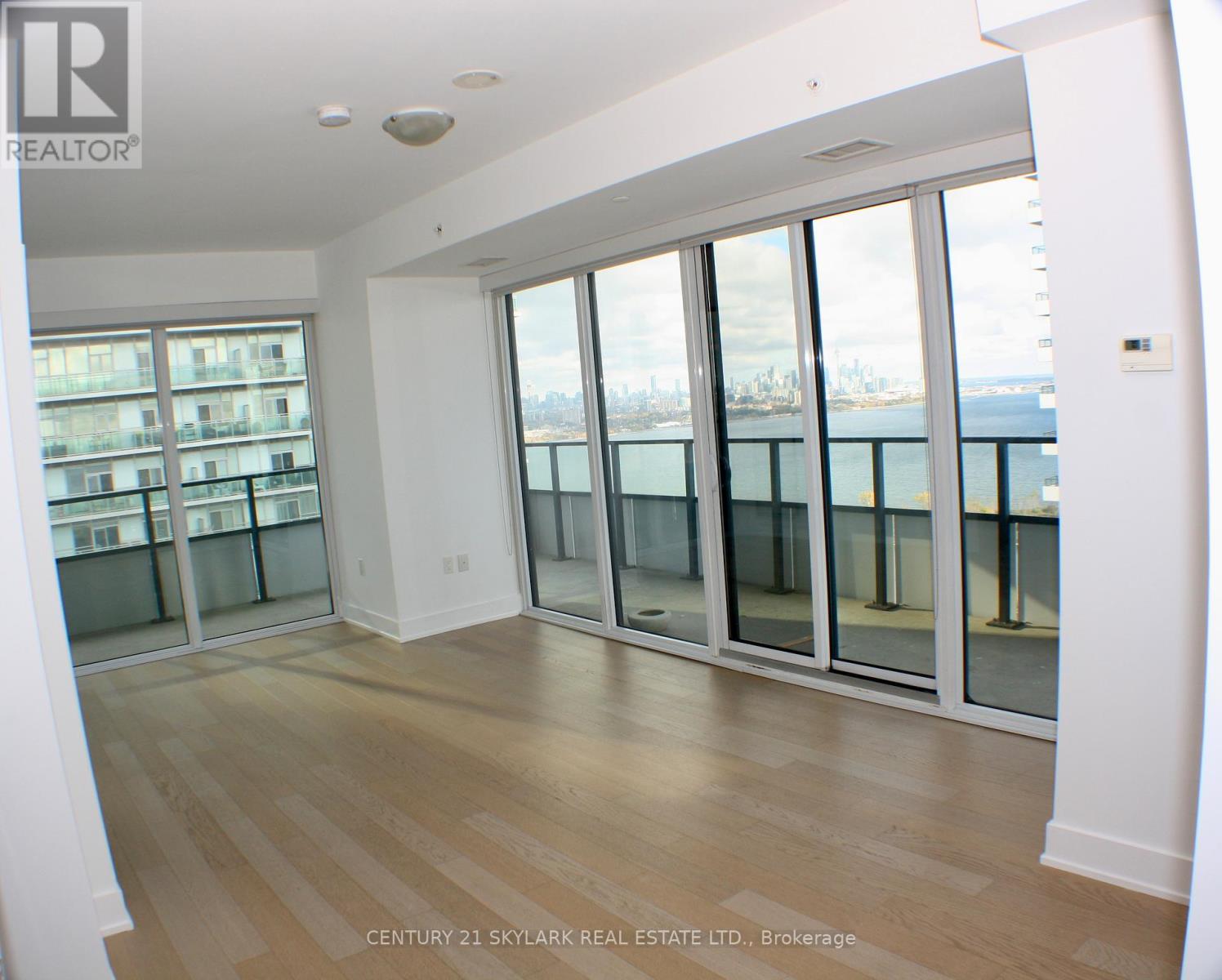 3416 - 30 Shore Breeze Drive, Toronto, Ontario  M8V 0J1 - Photo 6 - C12499924