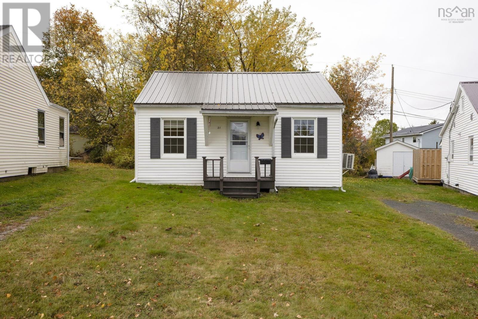 21 Highland Drive, New Glasgow, Nova Scotia