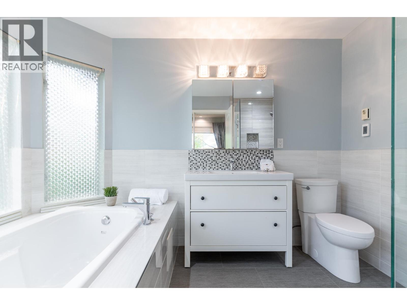 112 7600 Moffatt Road, Richmond, British Columbia  V6Y 3V1 - Photo 24 - R3063535