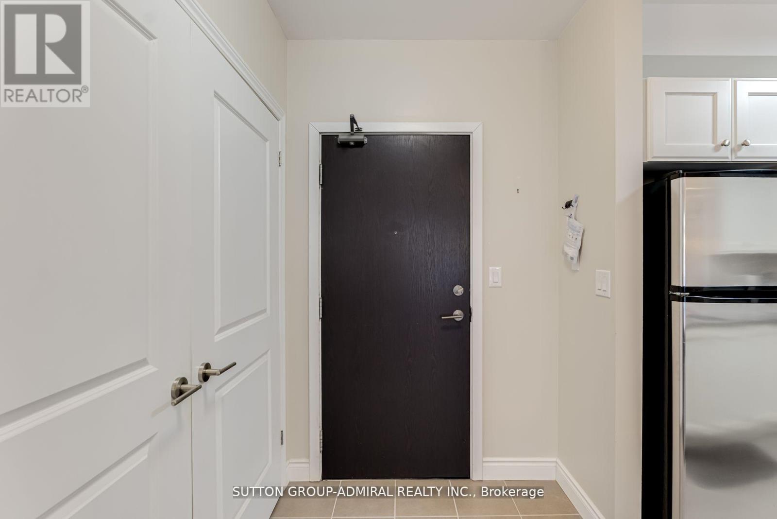 342 - 281 Woodbridge Avenue, Vaughan, Ontario  L4L 0C6 - Photo 7 - N12499900