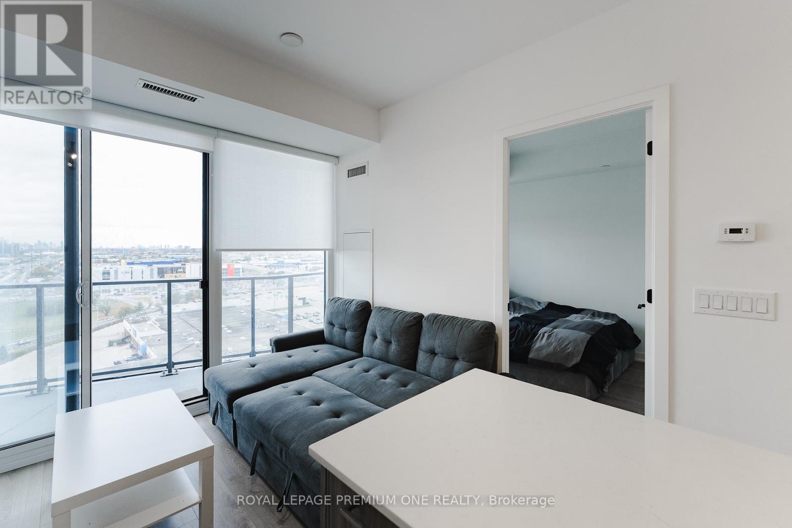 1402 - 36 Zorra Street, Toronto, Ontario  M8Z 0G5 - Photo 14 - W12499904