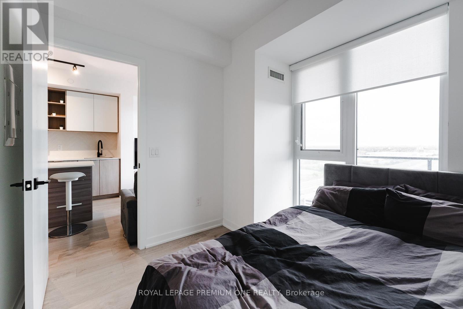 1402 - 36 Zorra Street, Toronto, Ontario  M8Z 0G5 - Photo 24 - W12499904