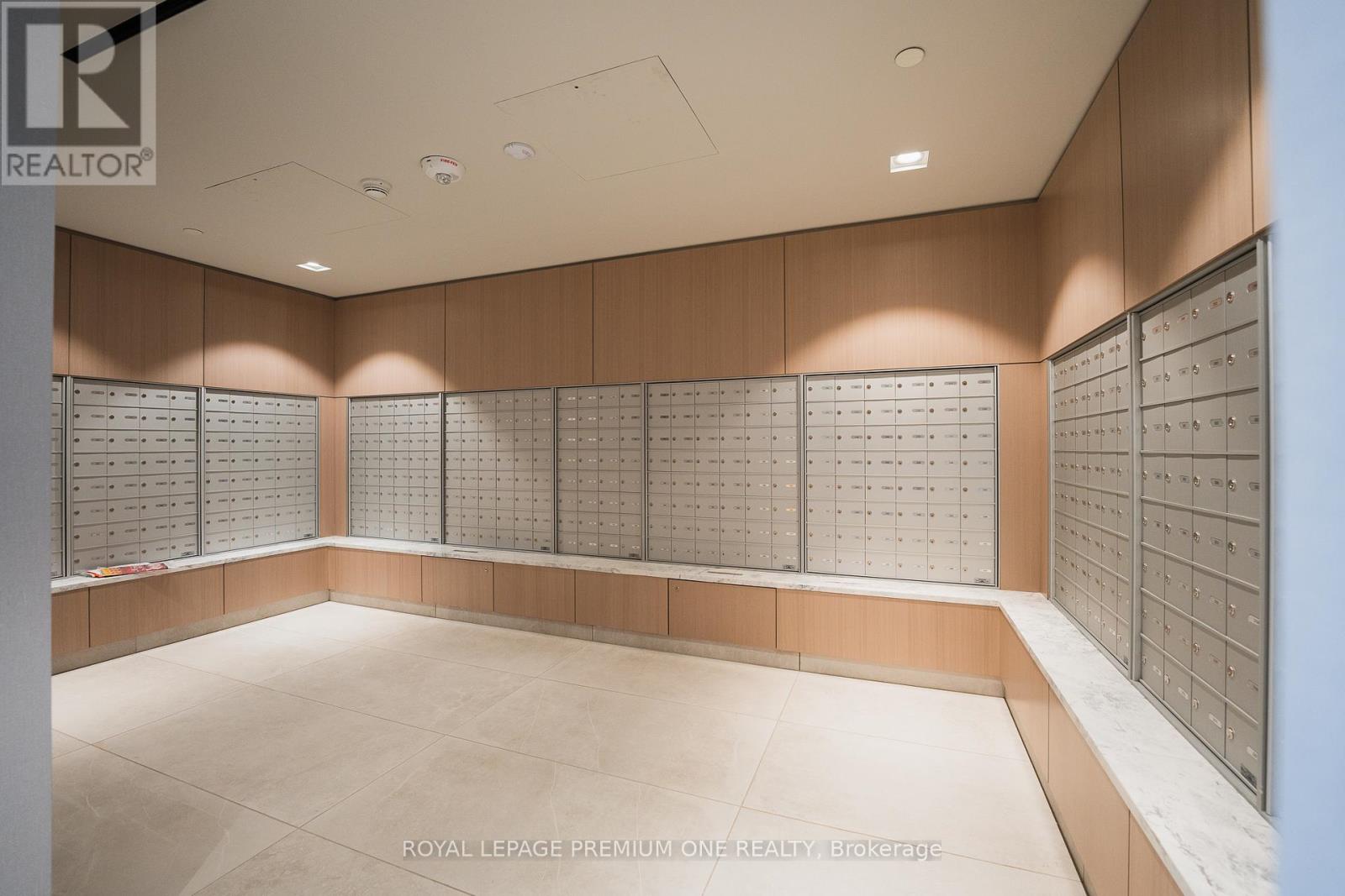 1402 - 36 Zorra Street, Toronto, Ontario  M8Z 0G5 - Photo 37 - W12499904