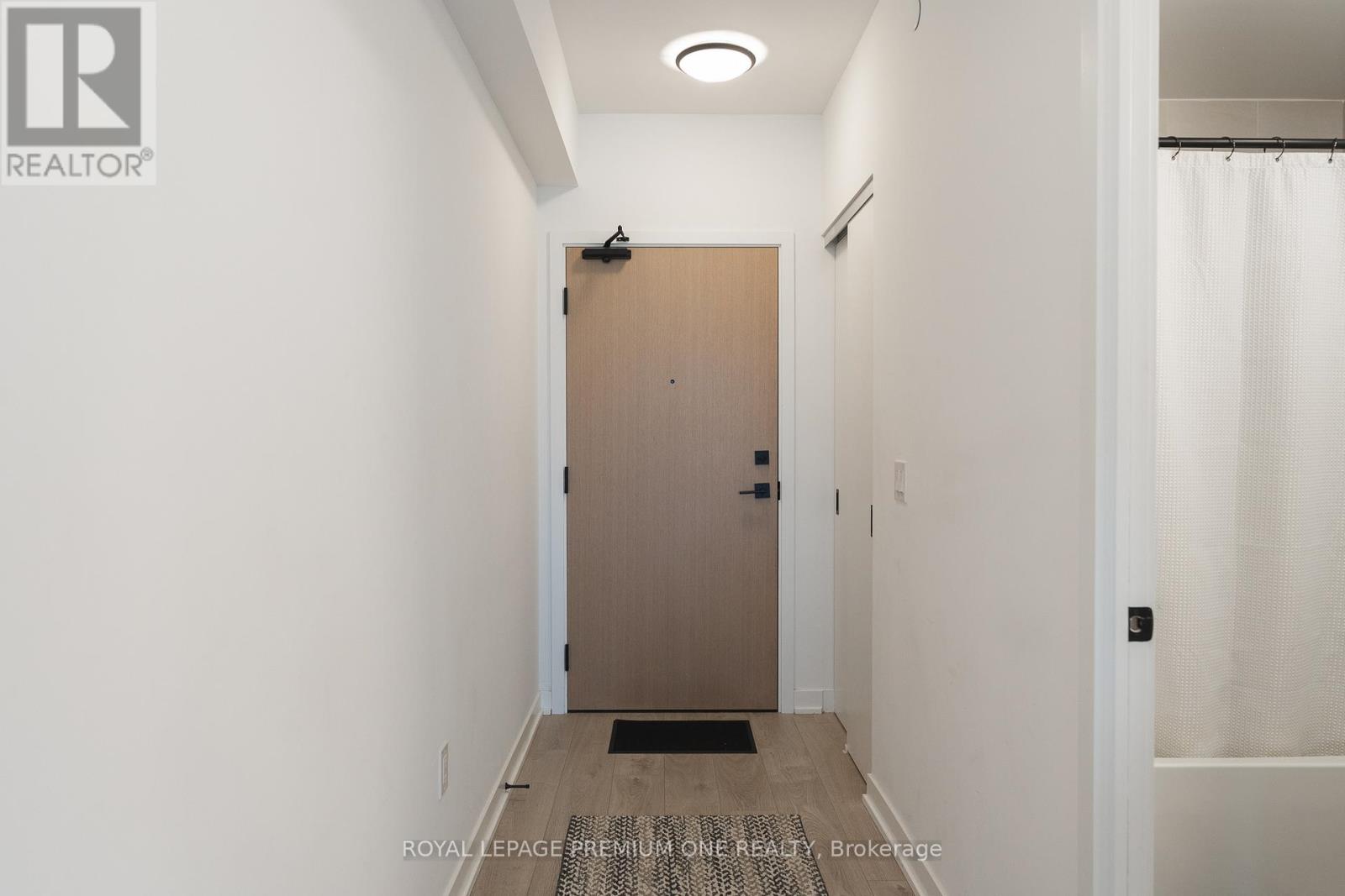 1402 - 36 Zorra Street, Toronto, Ontario  M8Z 0G5 - Photo 4 - W12499904