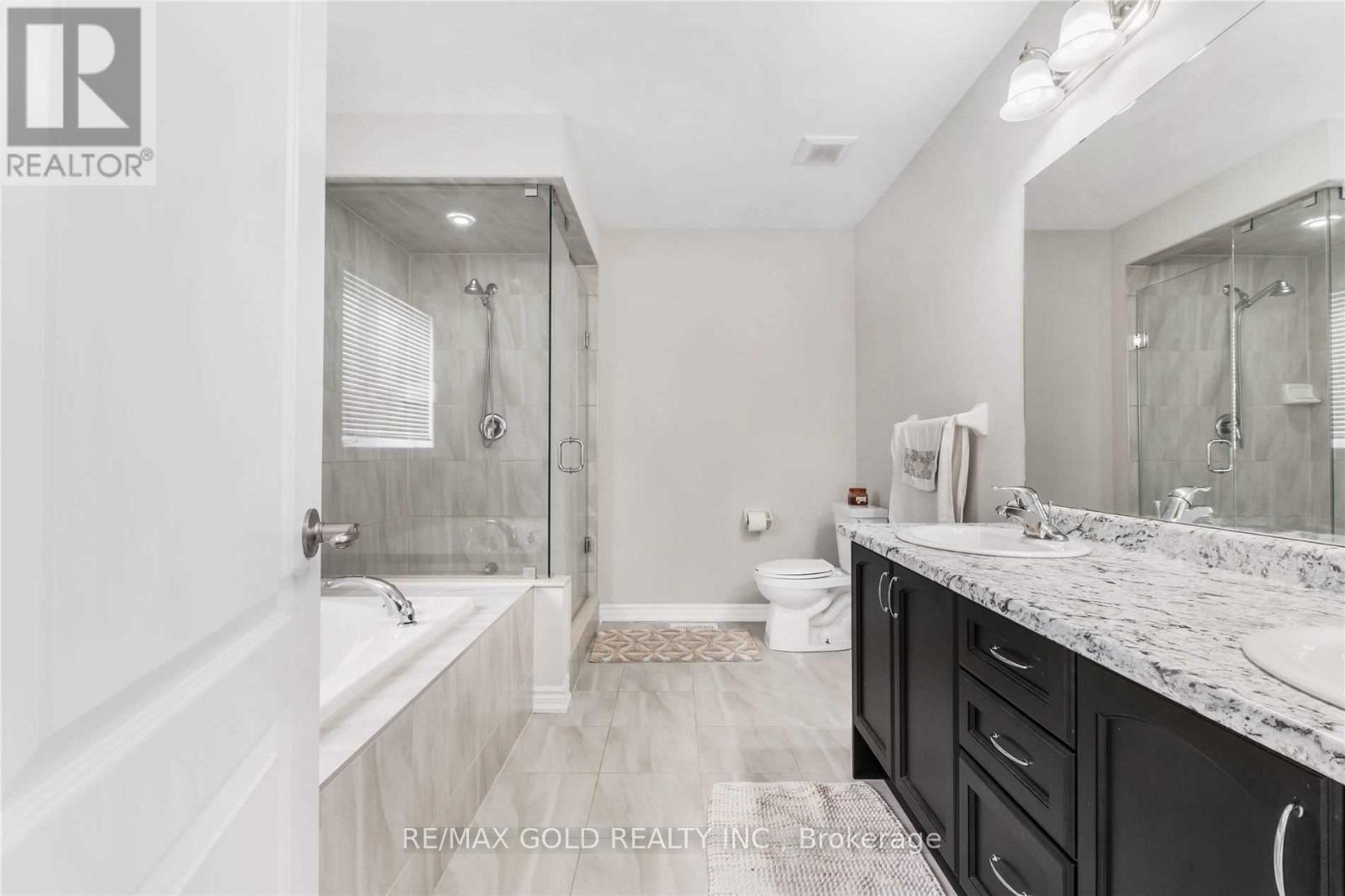 Upper - 23 Action Drive, Brampton, Ontario  L7A 5A8 - Photo 10 - W12499906