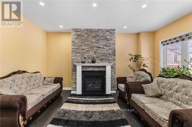 Upper - 23 Action Drive, Brampton, Ontario  L7A 5A8 - Photo 7 - W12499906