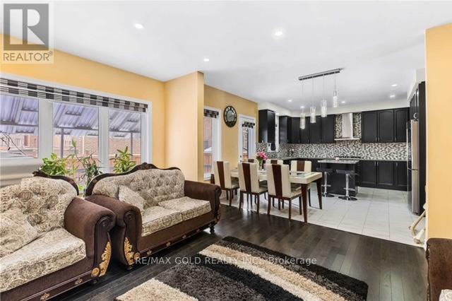 Upper - 23 Action Drive, Brampton, Ontario  L7A 5A8 - Photo 8 - W12499906