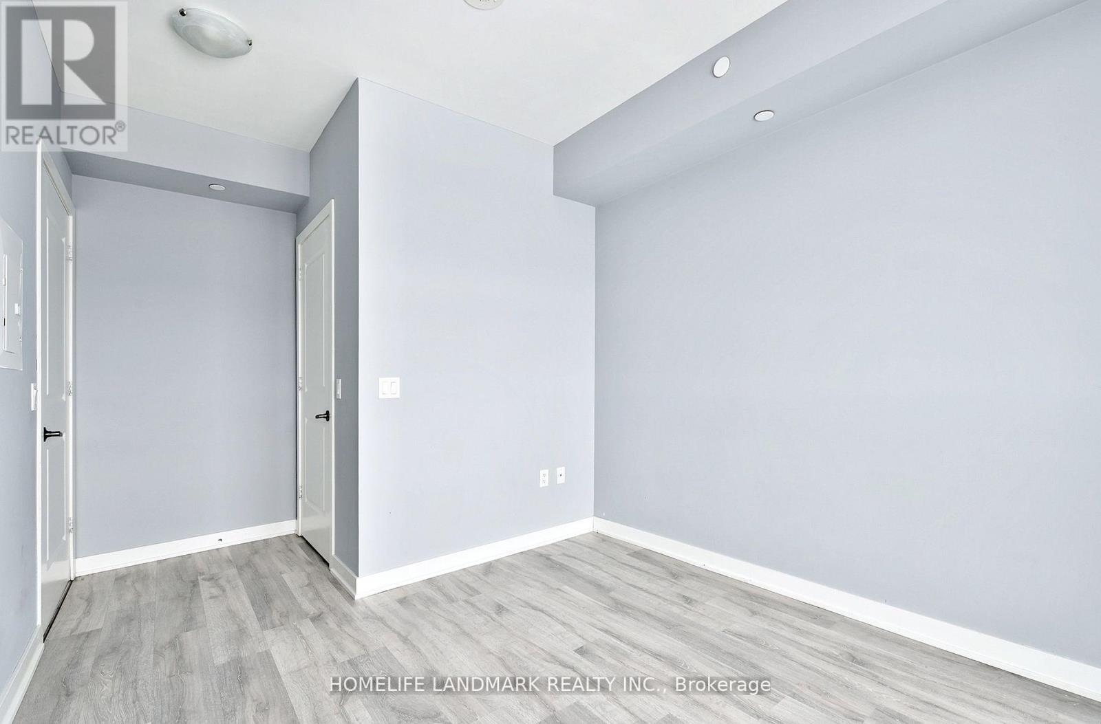 1606 - 4677 Glen Erin Drive, Mississauga, Ontario  L5N 2E3 - Photo 14 - W12499920