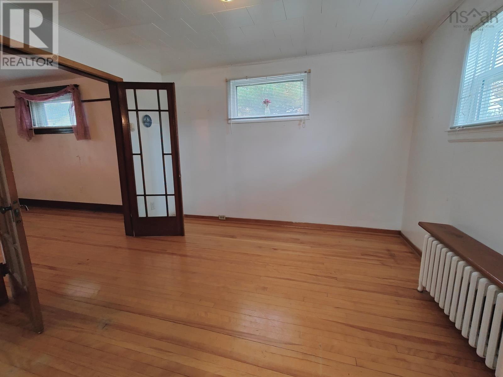 32 Mercer Street, Sydney, Nova Scotia  B1N 2X7 - Photo 15 - 202527061
