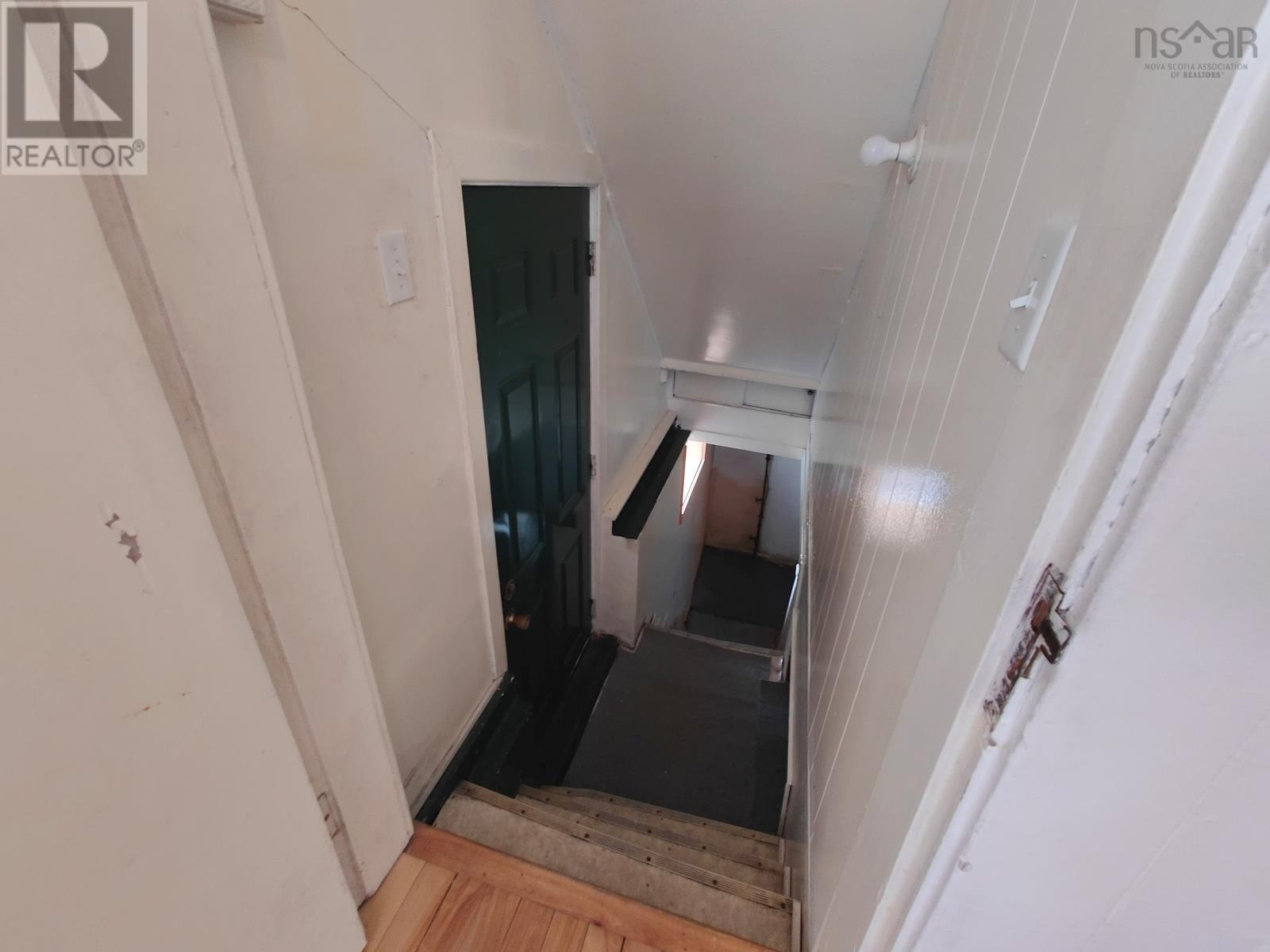 32 Mercer Street, Sydney, Nova Scotia  B1N 2X7 - Photo 28 - 202527061