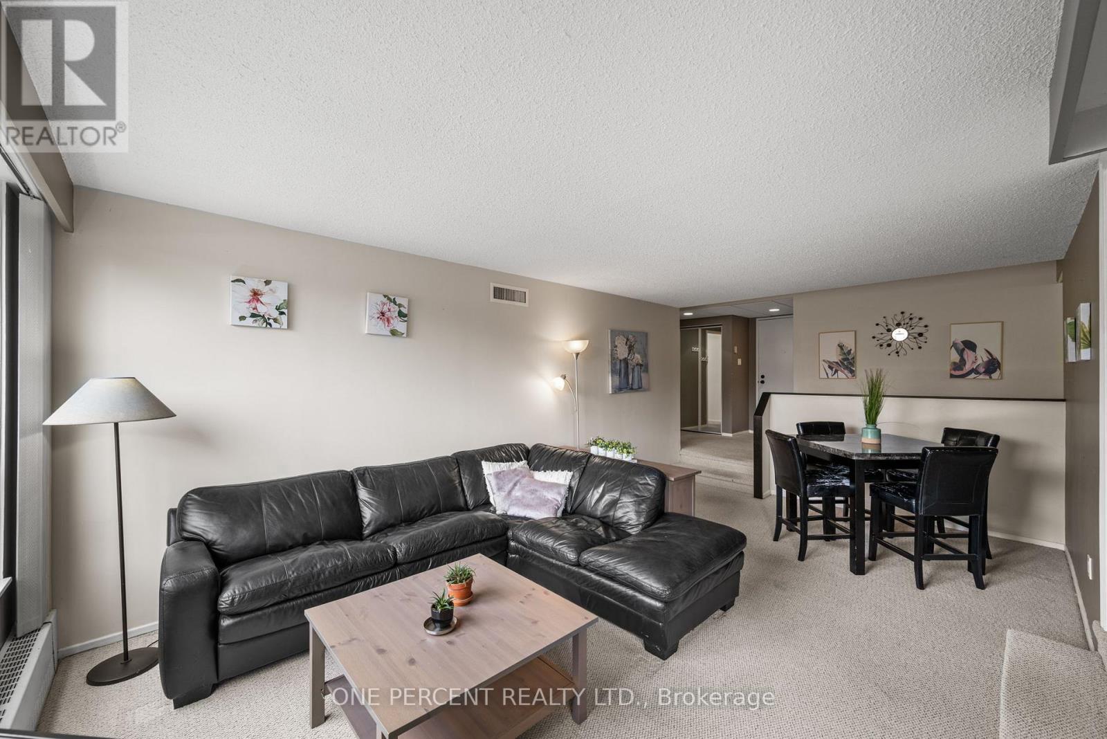 201 - 373 Laurier Avenue E, Ottawa, Ontario  K1N 8X6 - Photo 10 - X12499996