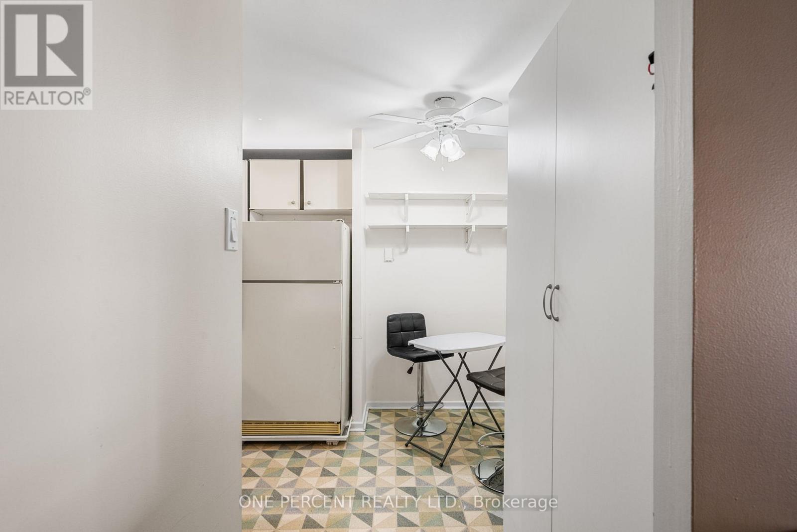 201 - 373 Laurier Avenue E, Ottawa, Ontario  K1N 8X6 - Photo 15 - X12499996