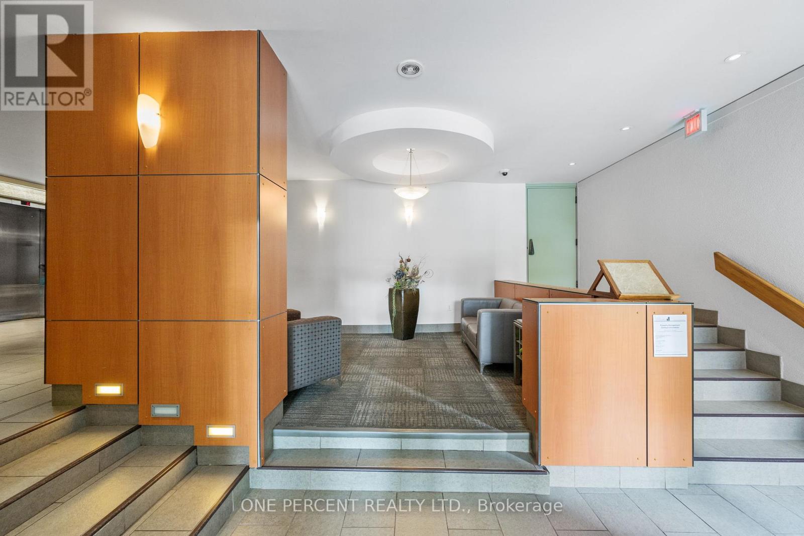 201 - 373 Laurier Avenue E, Ottawa, Ontario  K1N 8X6 - Photo 3 - X12499996