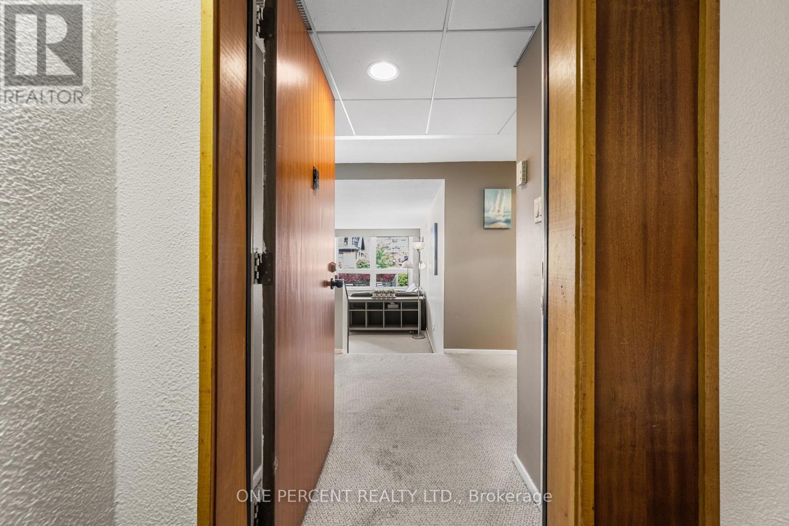 201 - 373 Laurier Avenue E, Ottawa, Ontario  K1N 8X6 - Photo 5 - X12499996