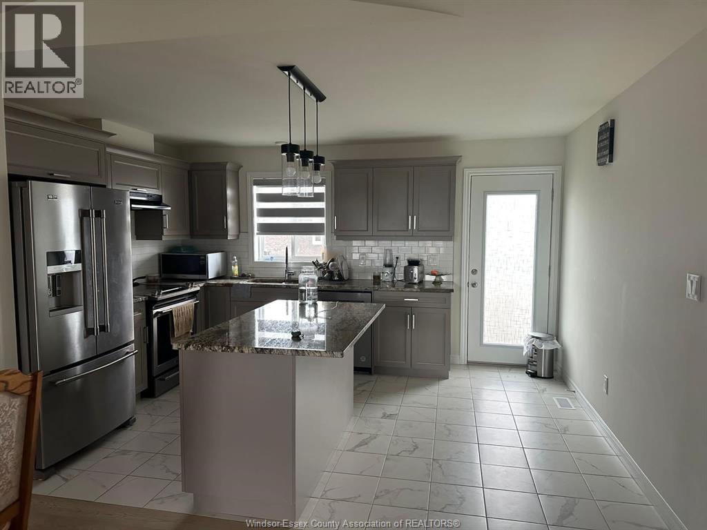 389 Magnolia Lane, Lakeshore, Ontario  N0R 1A0 - Photo 2 - 25027657