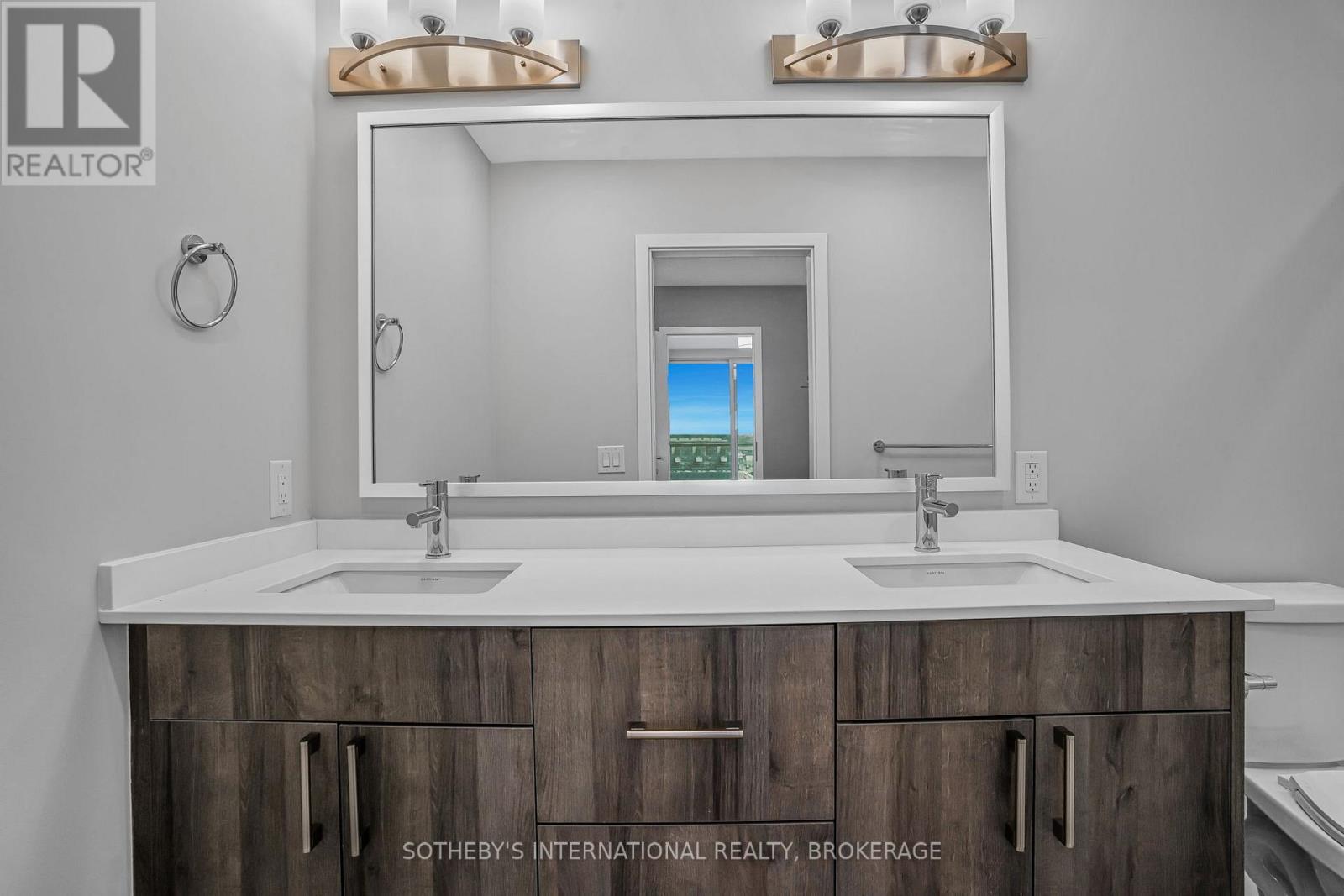 707 - 118 West Street, Port Colborne (Sugarloaf), Ontario  L3K 4C9 - Photo 25 - X12499948