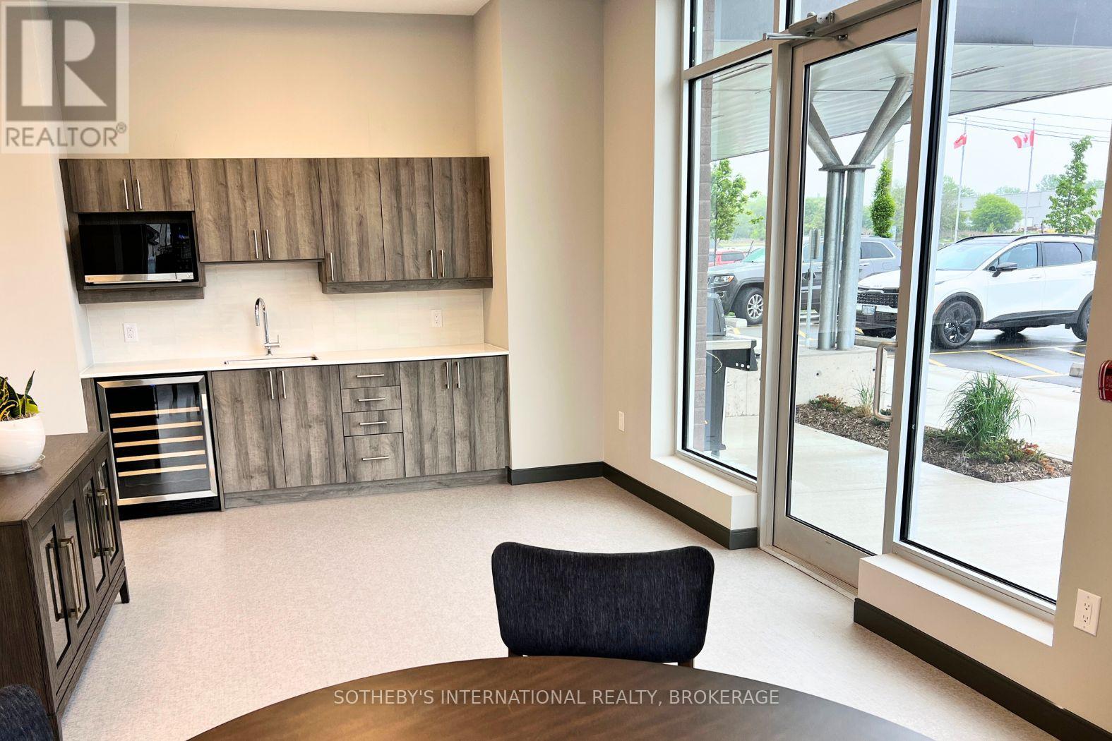 707 - 118 West Street, Port Colborne (Sugarloaf), Ontario  L3K 4C9 - Photo 31 - X12499948