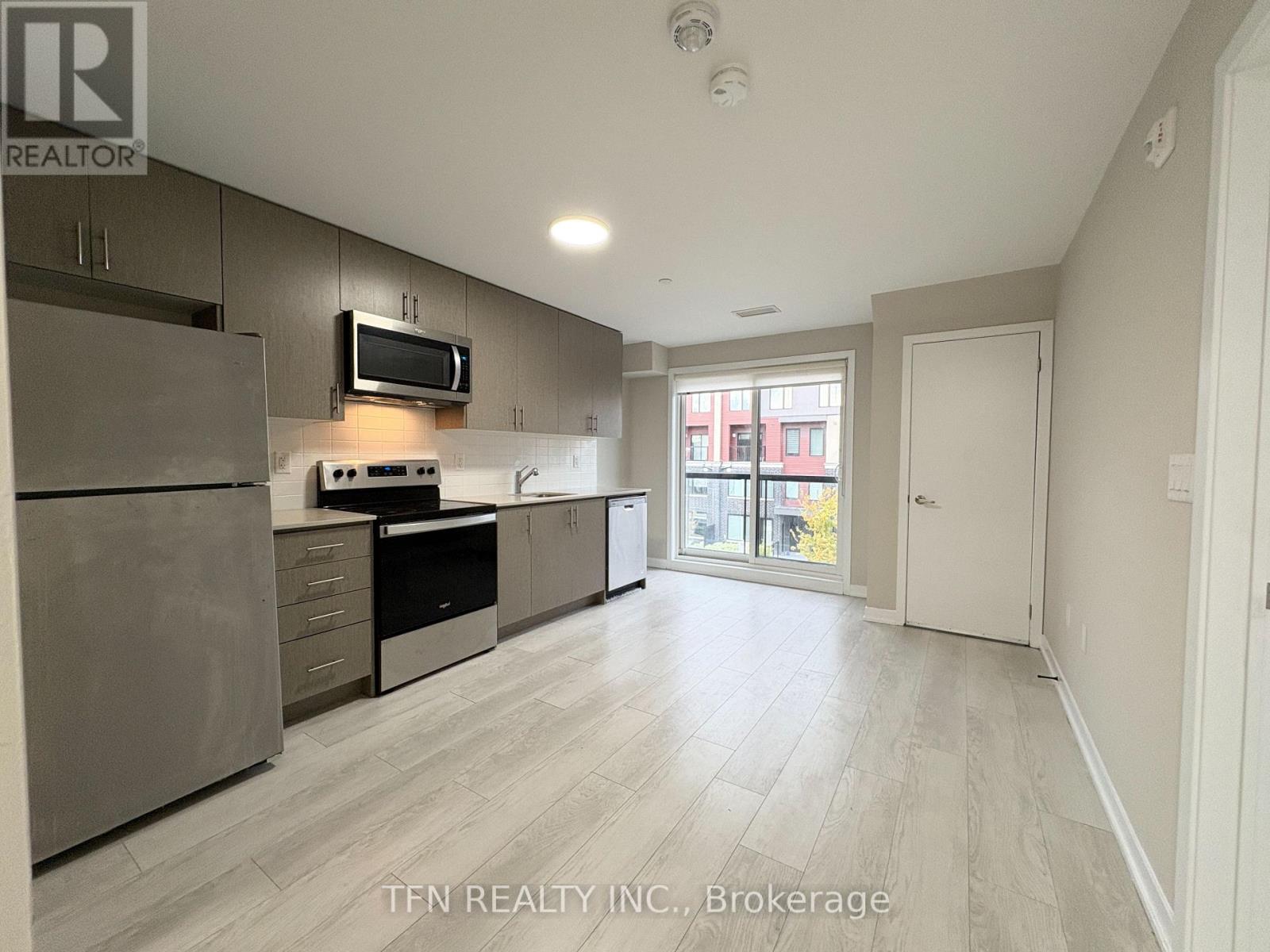 307 - 3401 Ridgeway Drive, Mississauga, Ontario  L5L 0B9 - Photo 10 - W12400696