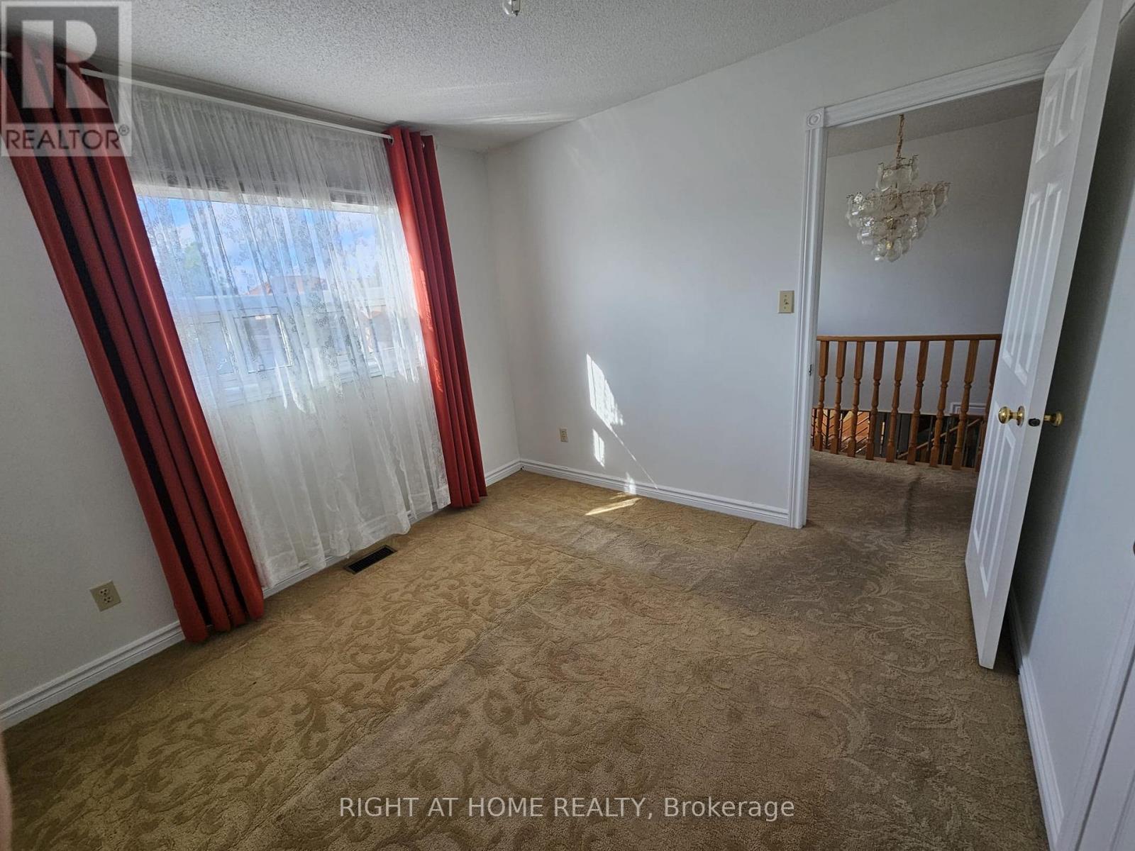 Upper Portion - 5191 Guildwood Way, Mississauga, Ontario  L5R 2T4 - Photo 25 - W12499346