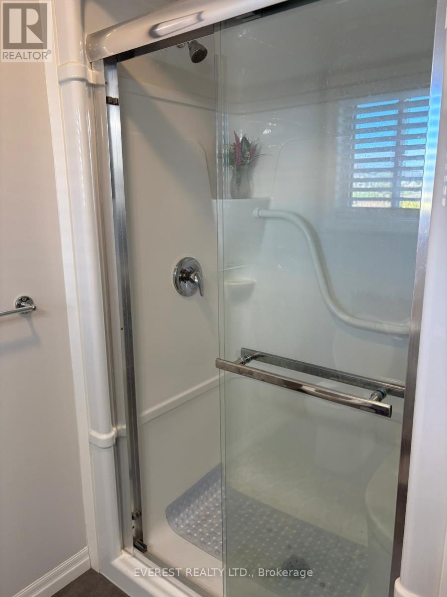 1 Melrose Court, St. Thomas, Ontario  N5R 0J4 - Photo 16 - X12426741