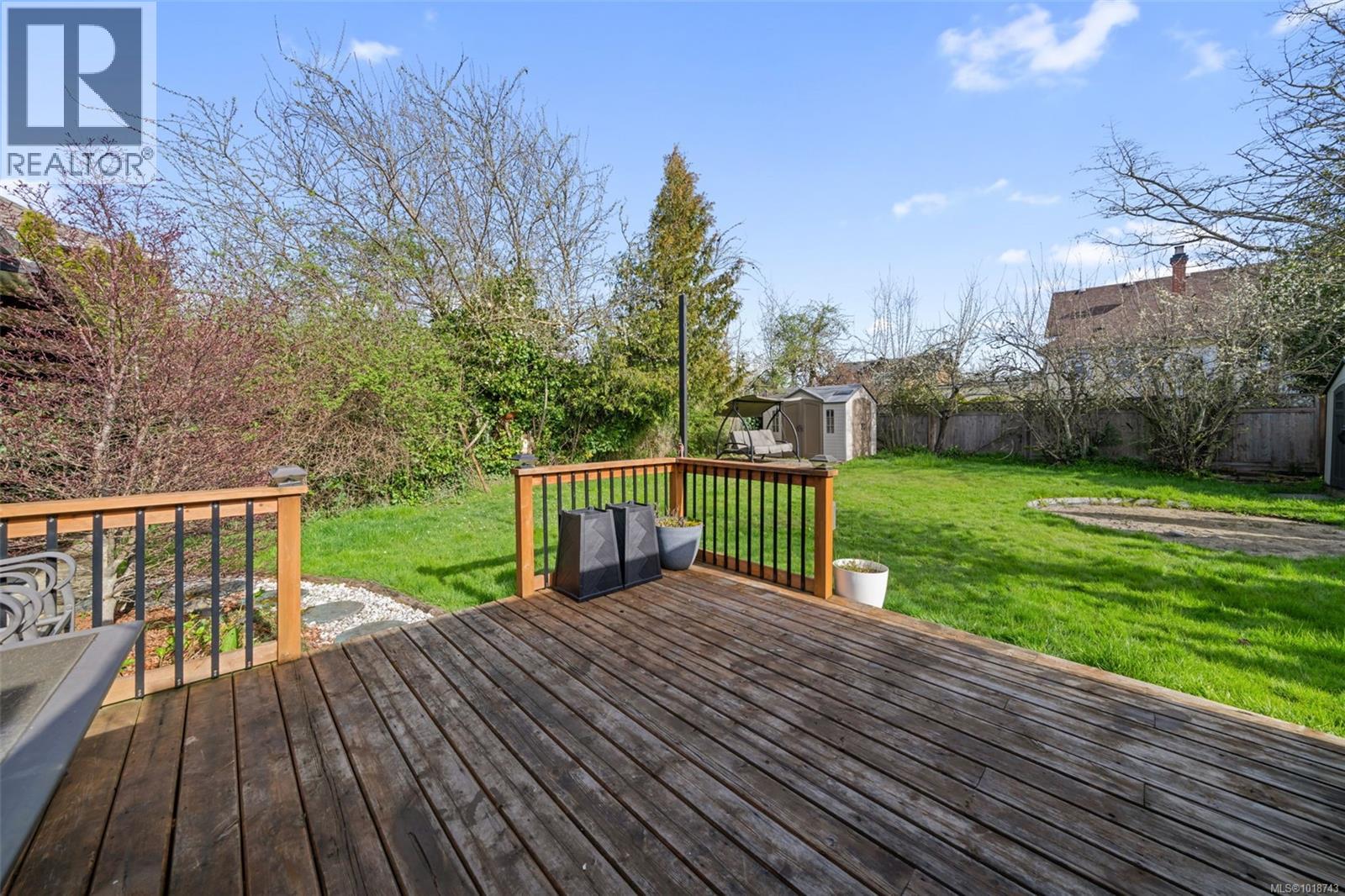 450 Obed Ave, Saanich, British Columbia  V9A 1K5 - Photo 19 - 1018743