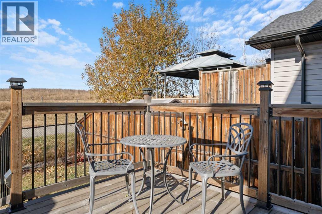 201 Westmount Bay, Okotoks, Alberta  T1S 0B5 - Photo 43 - A2267401