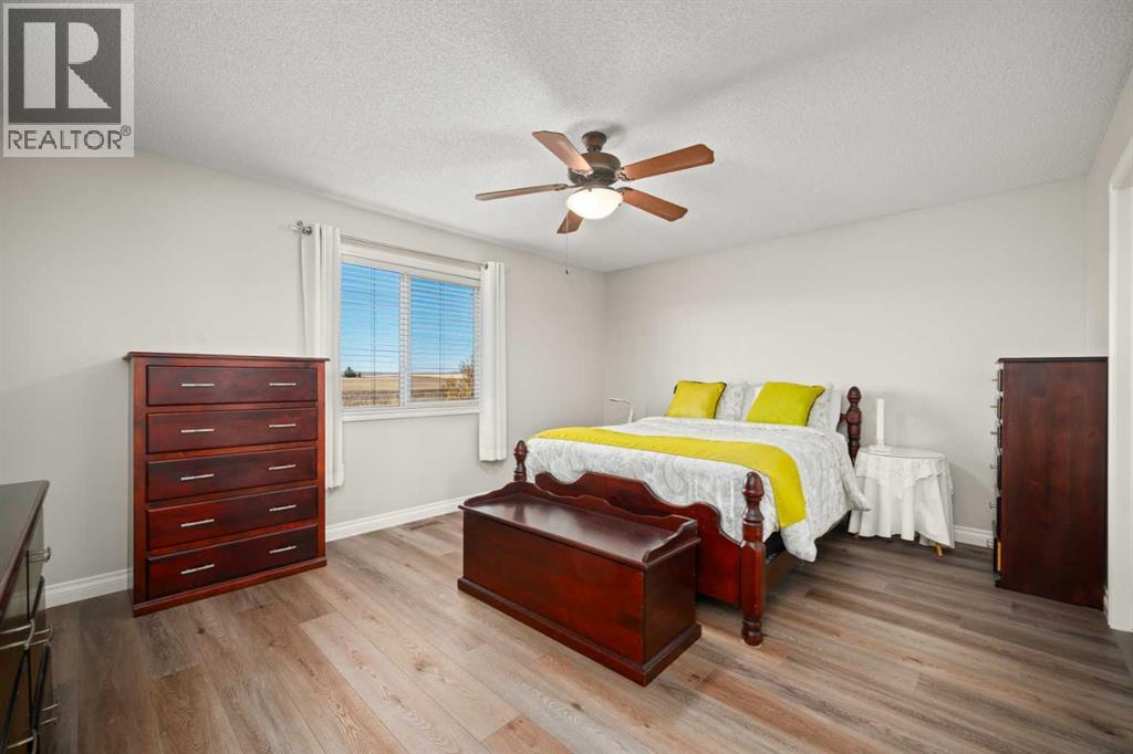 201 Westmount Bay, Okotoks, Alberta  T1S 0B5 - Photo 24 - A2267401