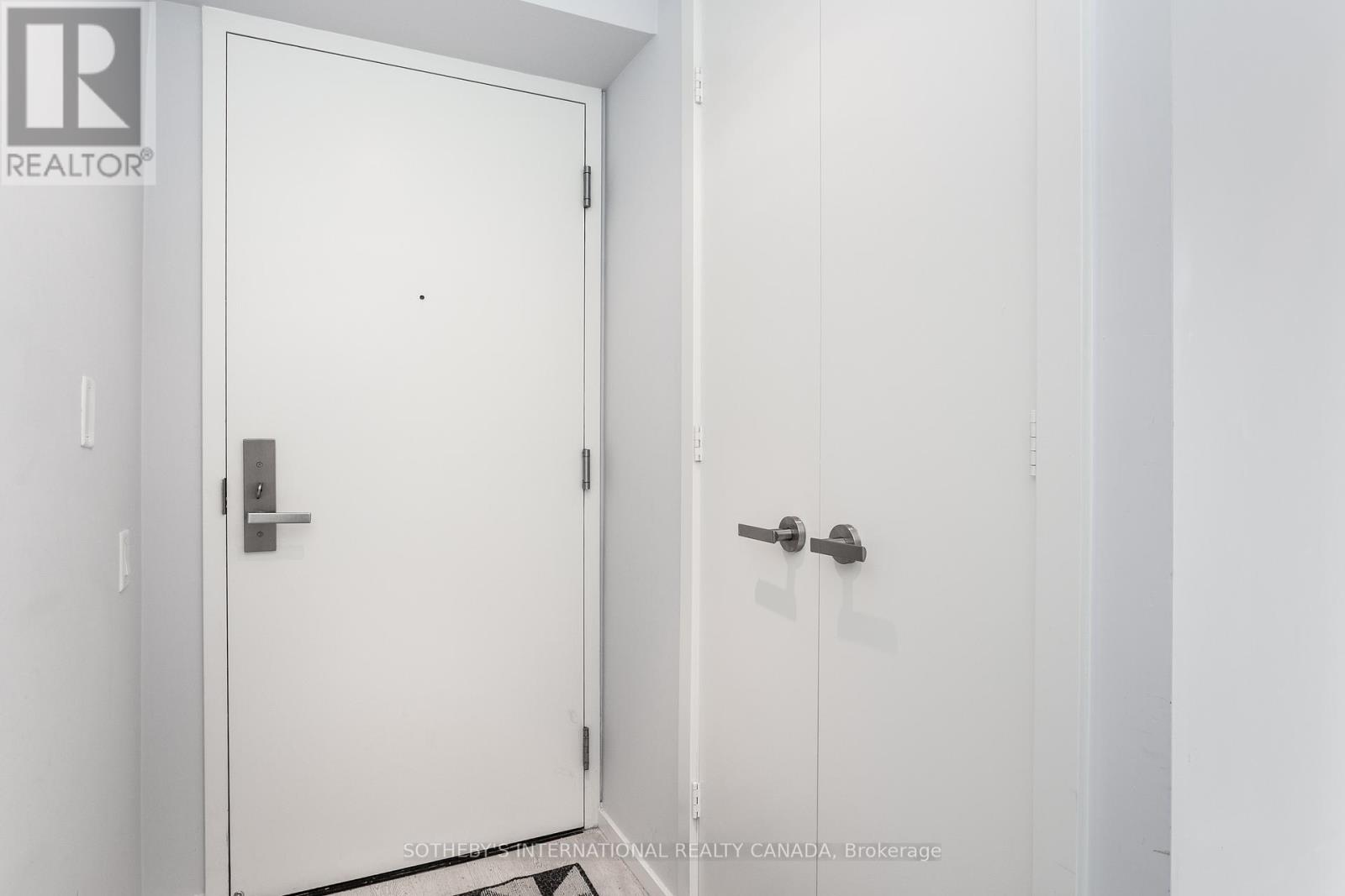 1402 - 5 St Joseph Street, Toronto, Ontario  M4Y 1J6 - Photo 15 - C12499986